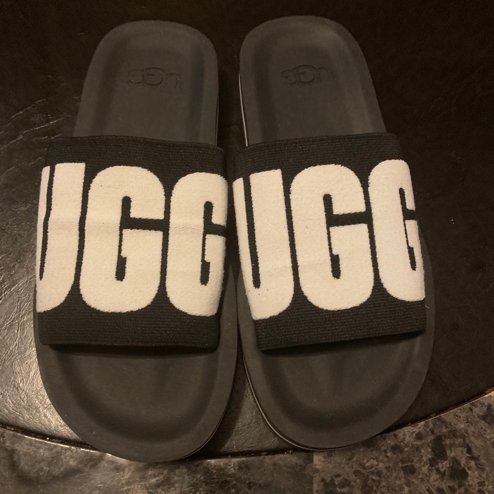 Ugg Slides